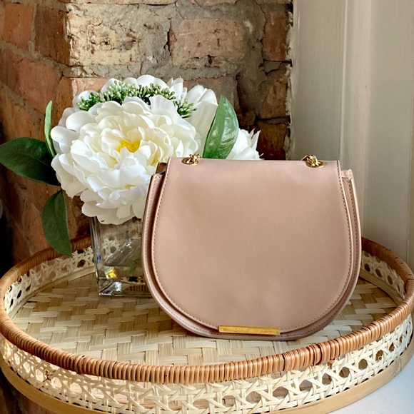 Cuyana Handbags - Cuyana mini saddle bag